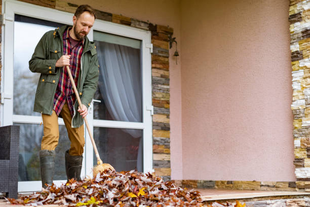 Best Construction Debris Removal  in Columbiana, OH